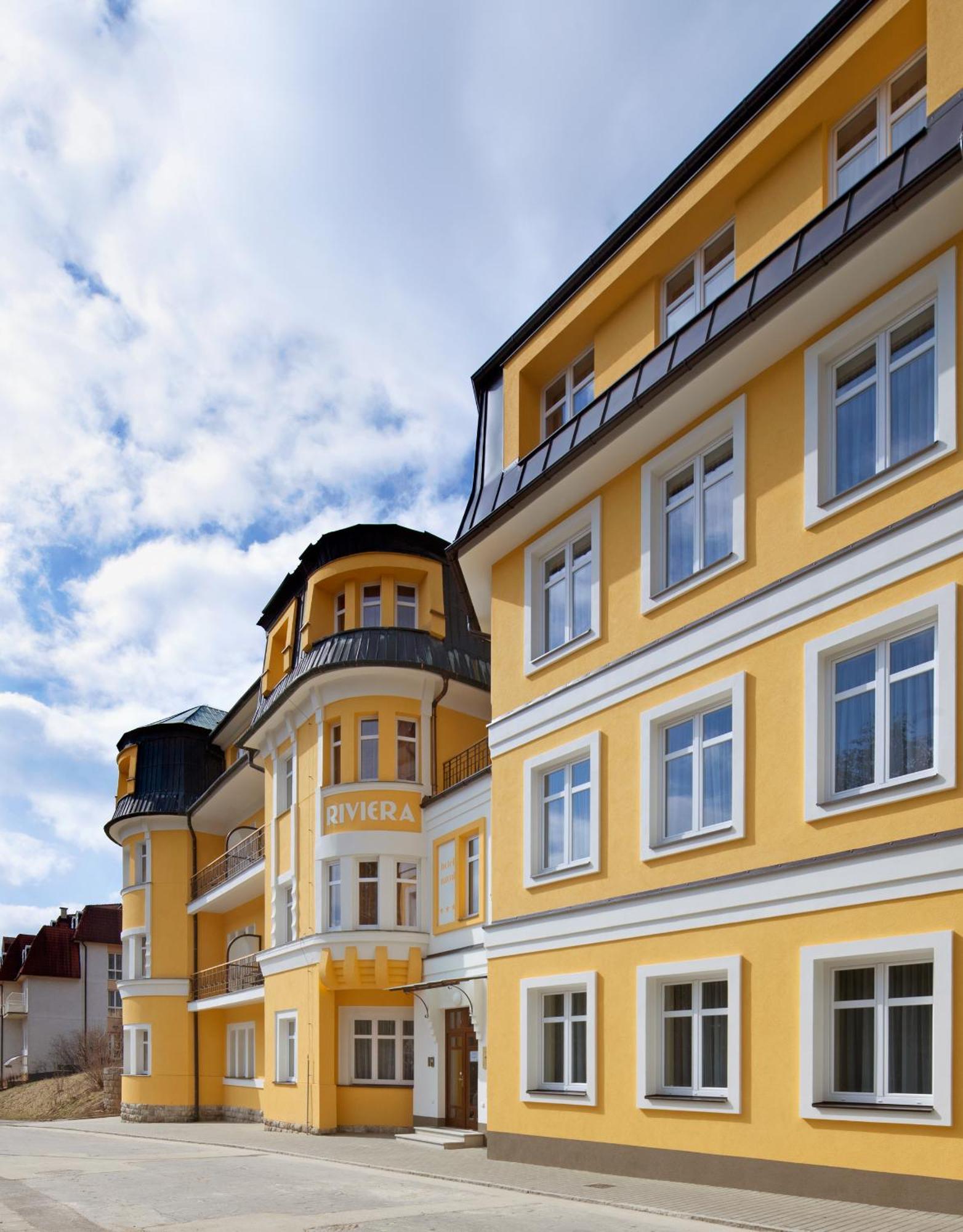 Riviera Otel Luhačovice Dış mekan fotoğraf